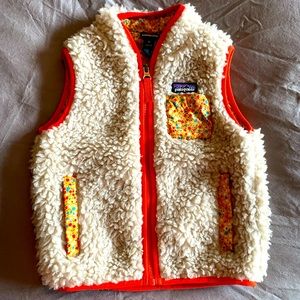 2T Patagonia Vest, Like New Condition